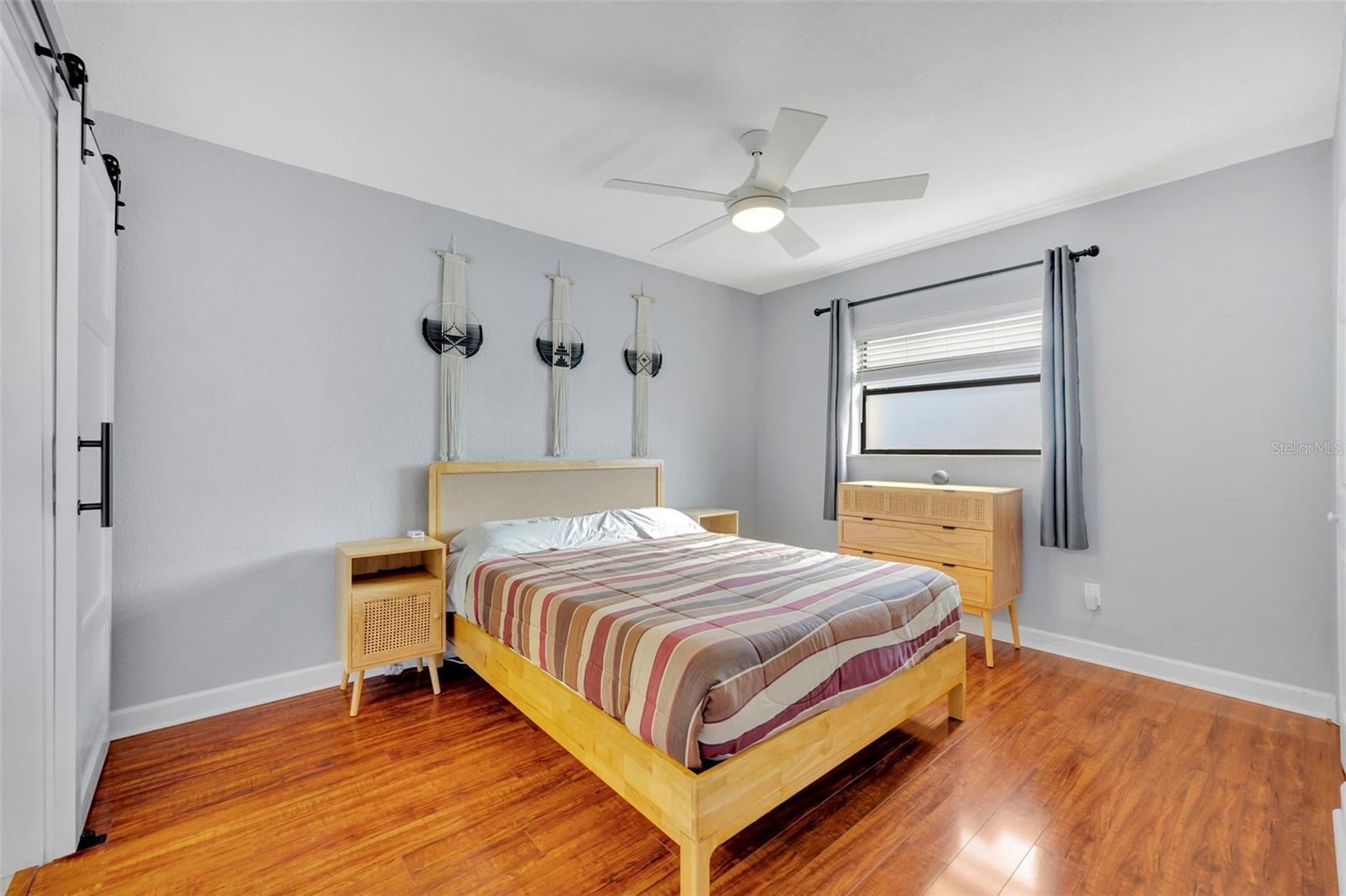 Image 15 of 28 For 1081 Lake Weldona Drive