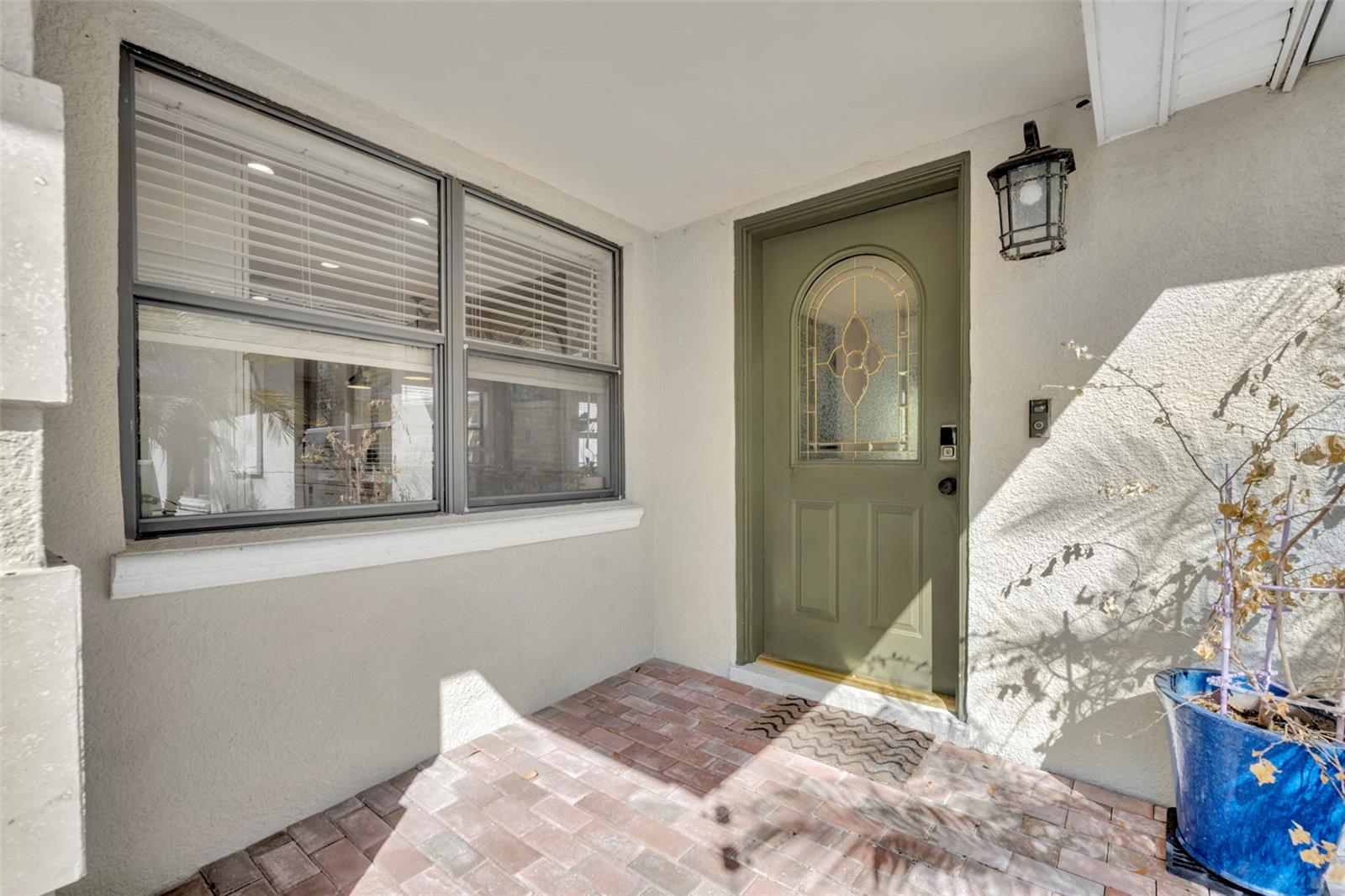 Image 2 of 28 For 1081 Lake Weldona Drive