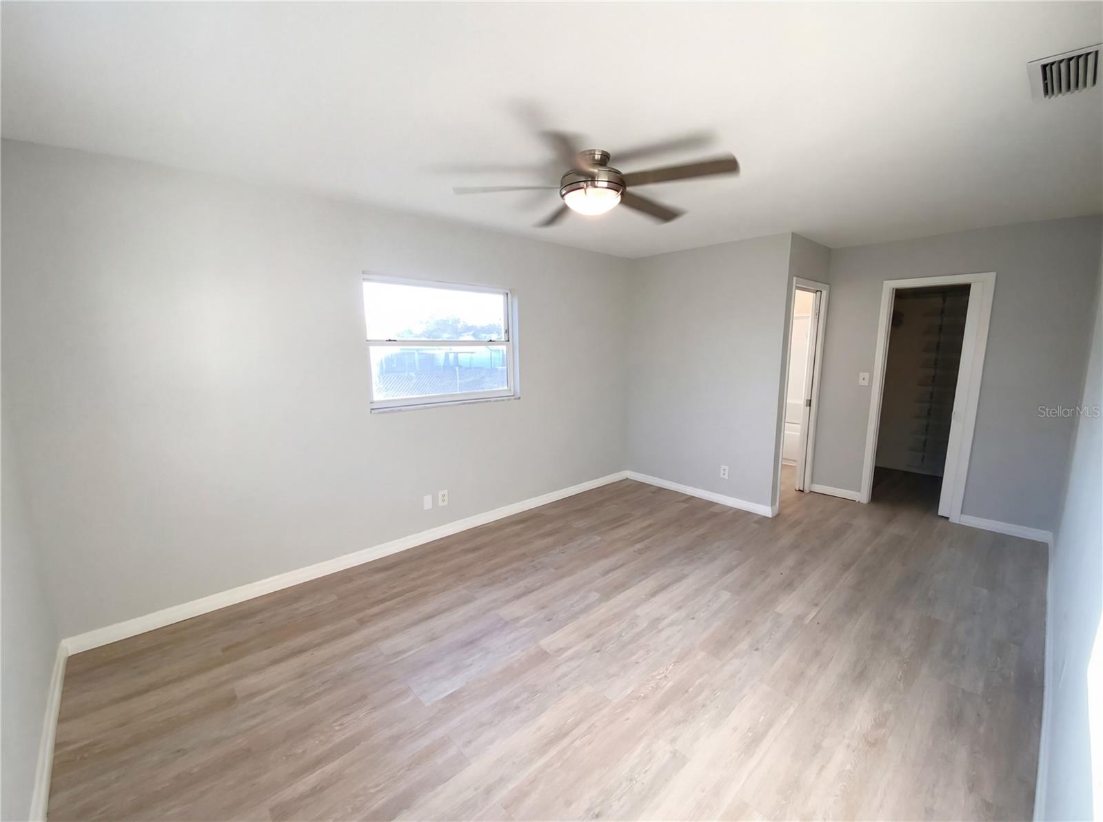 Image 4 of 37 For 408 Ocean Court