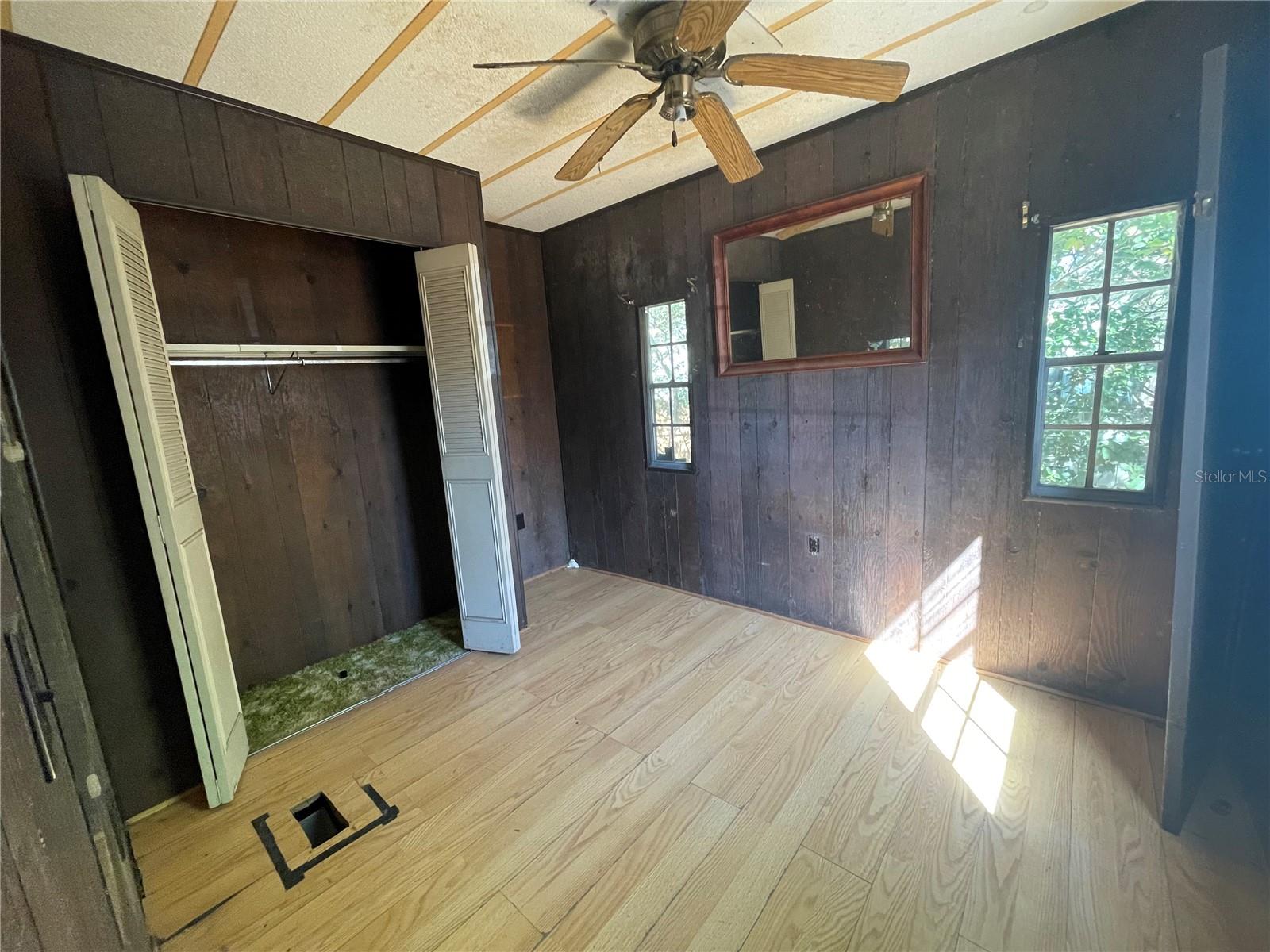 Image 11 of 26 For 31725 Spruce Drive