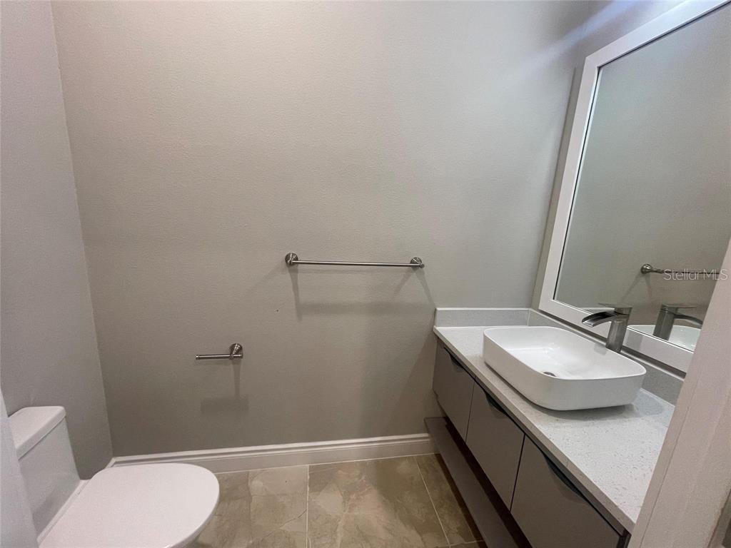 Image 10 of 19 For 1807 Brentwood Court