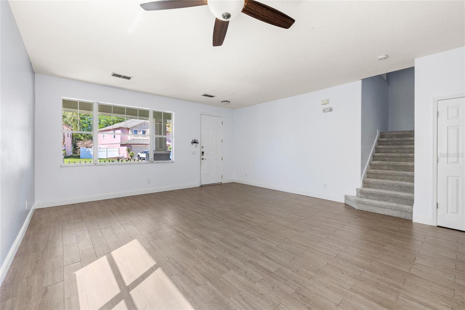 Image 12 of 77 For 16943 Sunrise Vista Drive