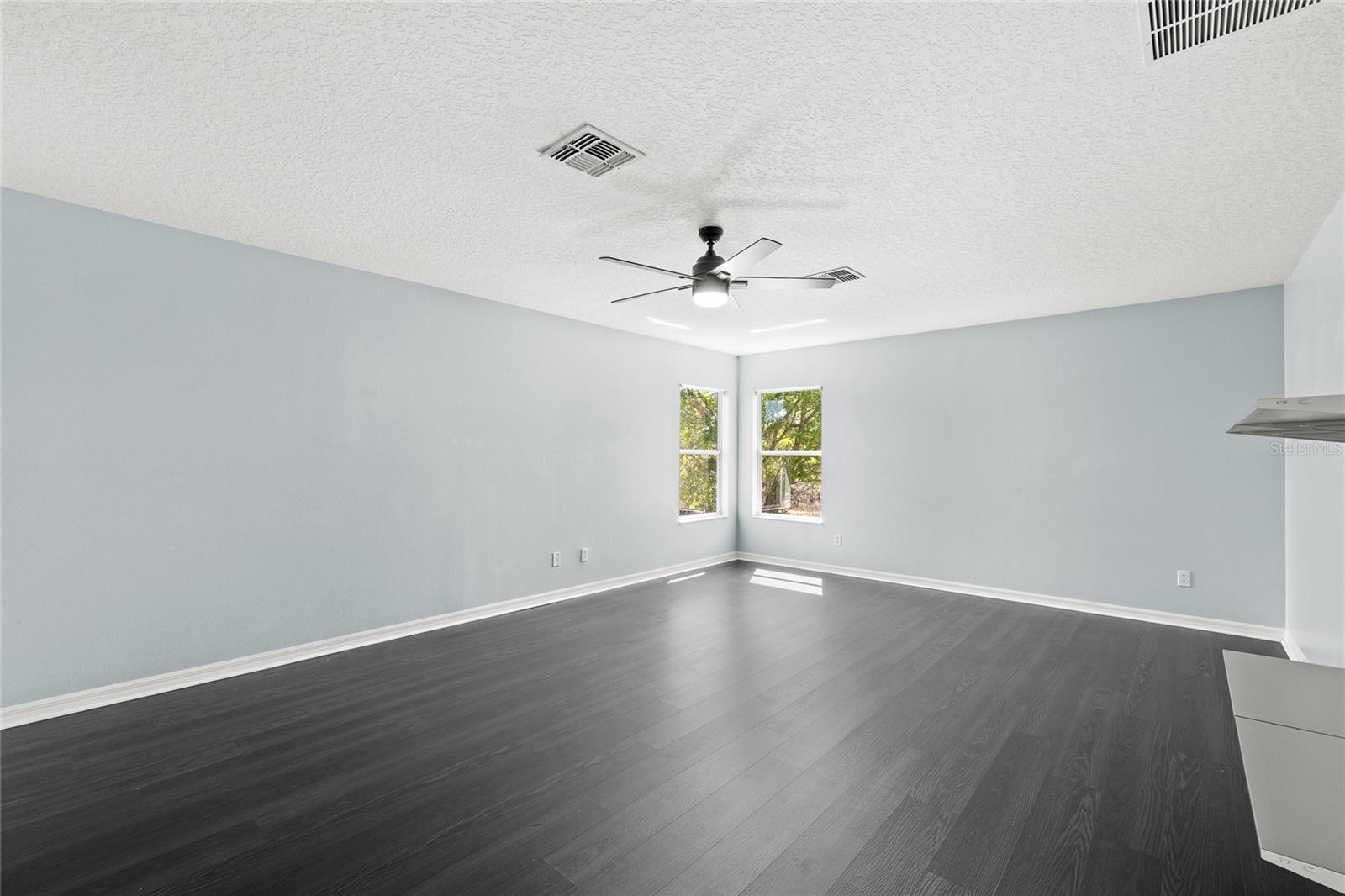 Image 26 of 77 For 16943 Sunrise Vista Drive