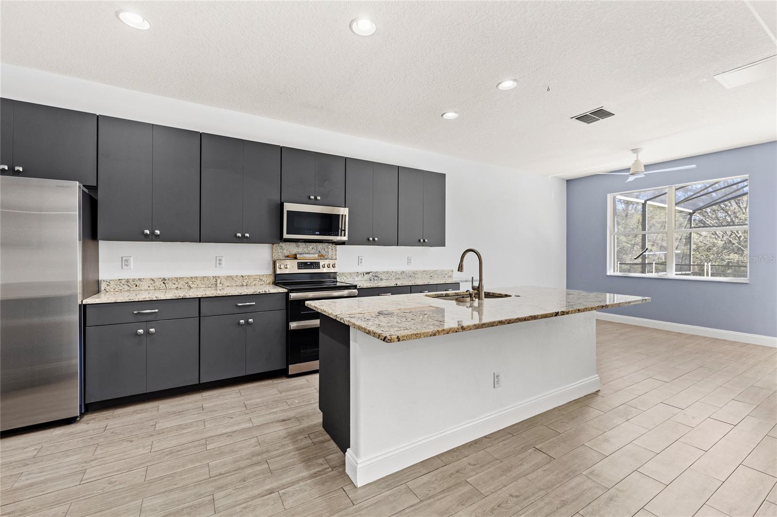 Image 3 of 77 For 16943 Sunrise Vista Drive