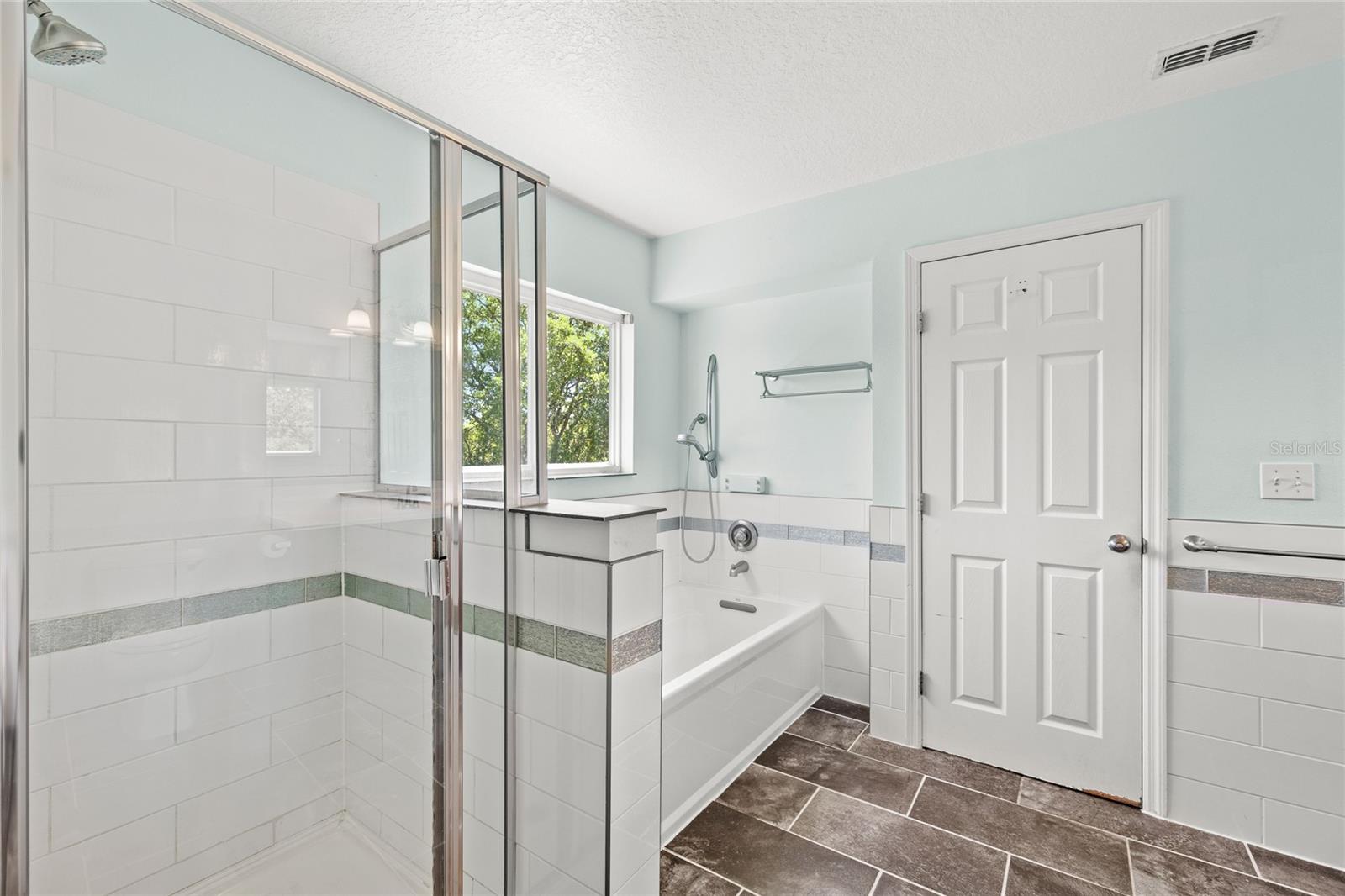 Image 32 of 77 For 16943 Sunrise Vista Drive