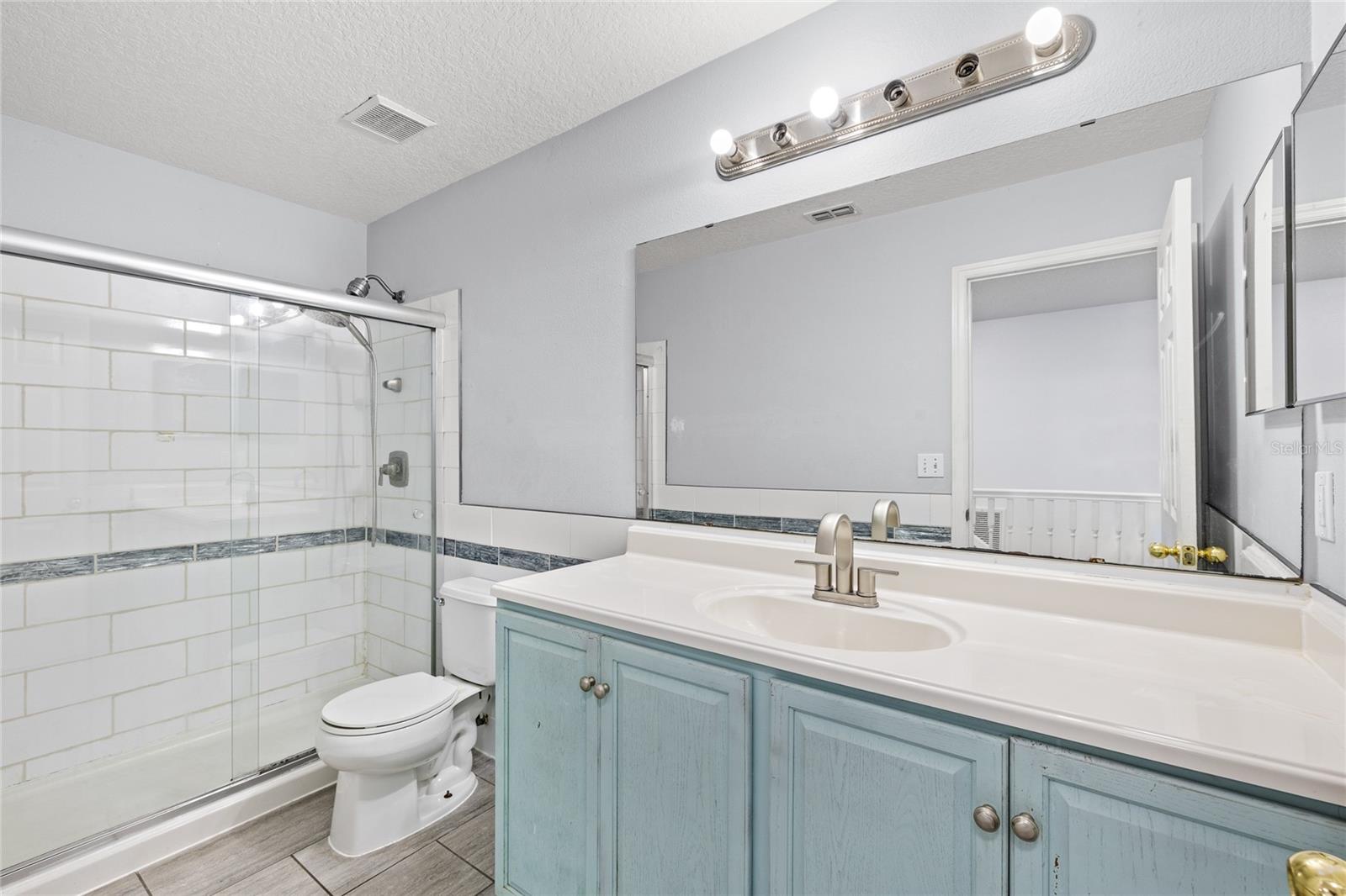 Image 39 of 77 For 16943 Sunrise Vista Drive