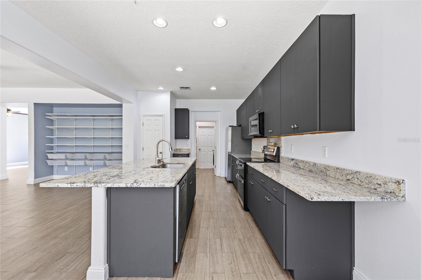 Image 4 of 77 For 16943 Sunrise Vista Drive