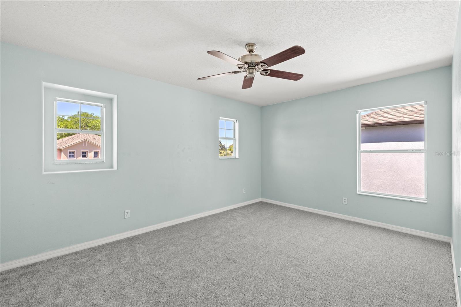 Image 40 of 77 For 16943 Sunrise Vista Drive