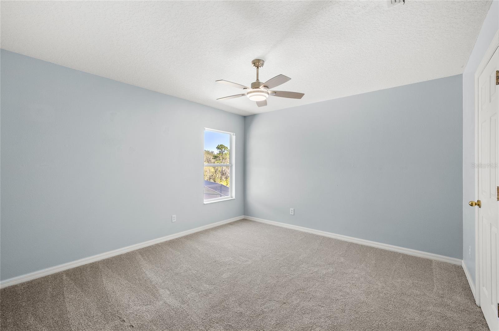 Image 43 of 77 For 16943 Sunrise Vista Drive