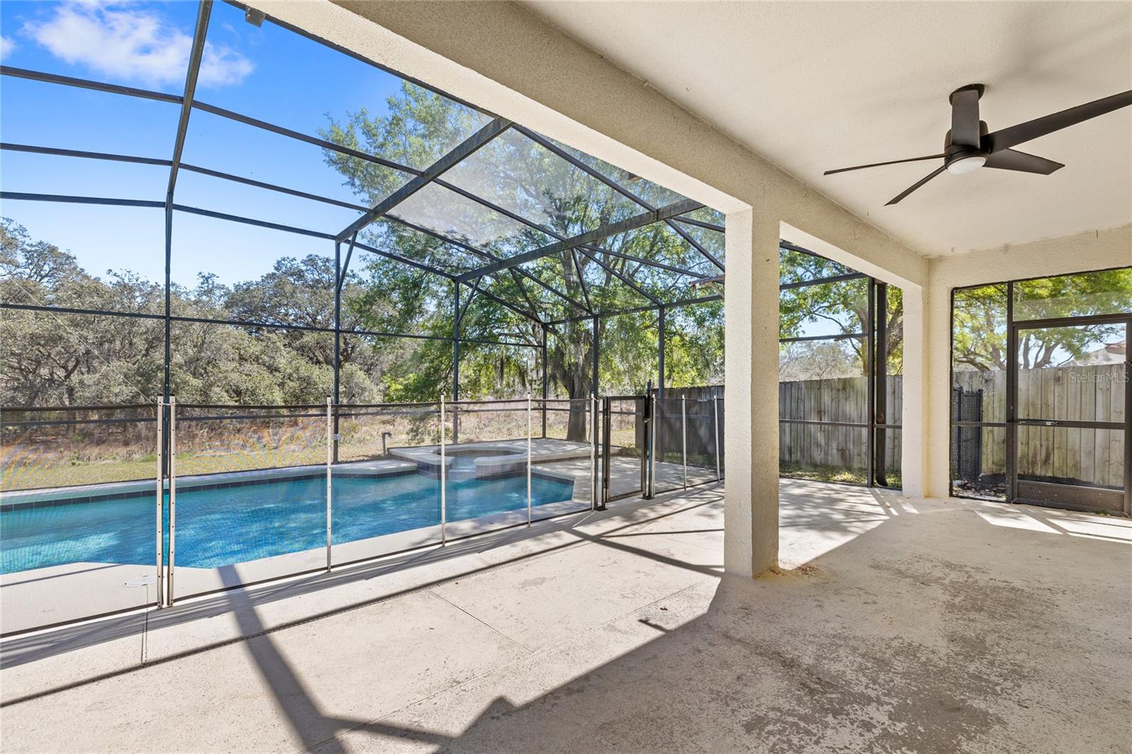 Image 51 of 77 For 16943 Sunrise Vista Drive