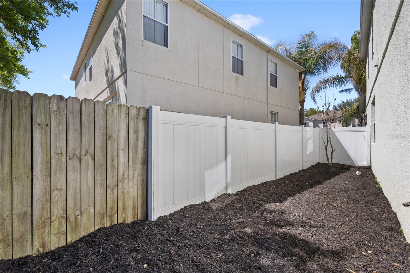 Image 58 of 77 For 16943 Sunrise Vista Drive