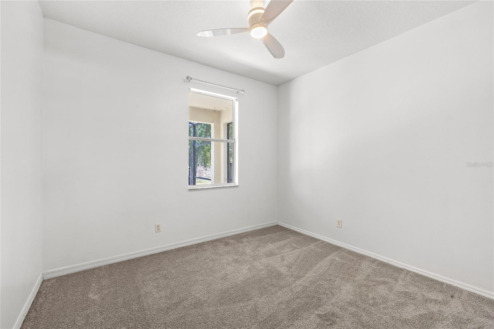 Image 9 of 77 For 16943 Sunrise Vista Drive