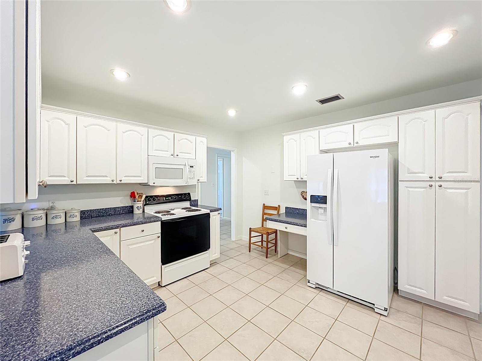 Image 6 of 21 For 2119 Howard Drive