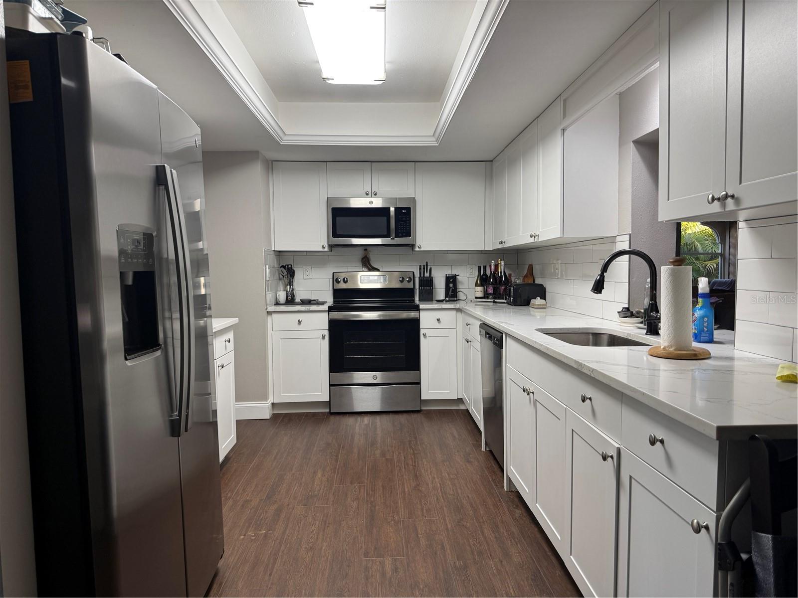 Image 5 of 23 For 945 Chevy Chase Street