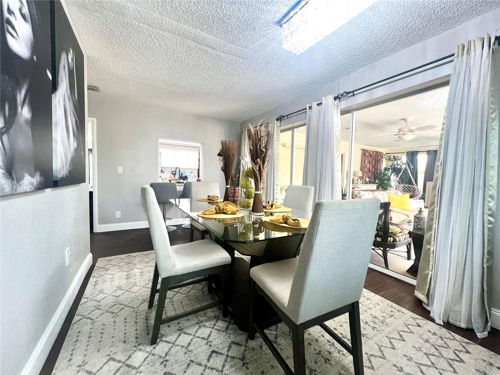 Image 8 of 23 For 945 Chevy Chase Street