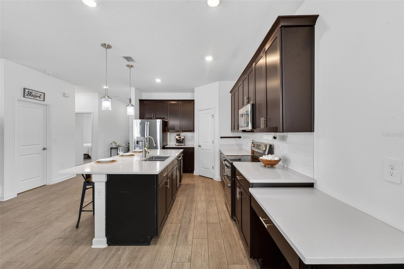 Image 11 of 34 For 11806 Language Way