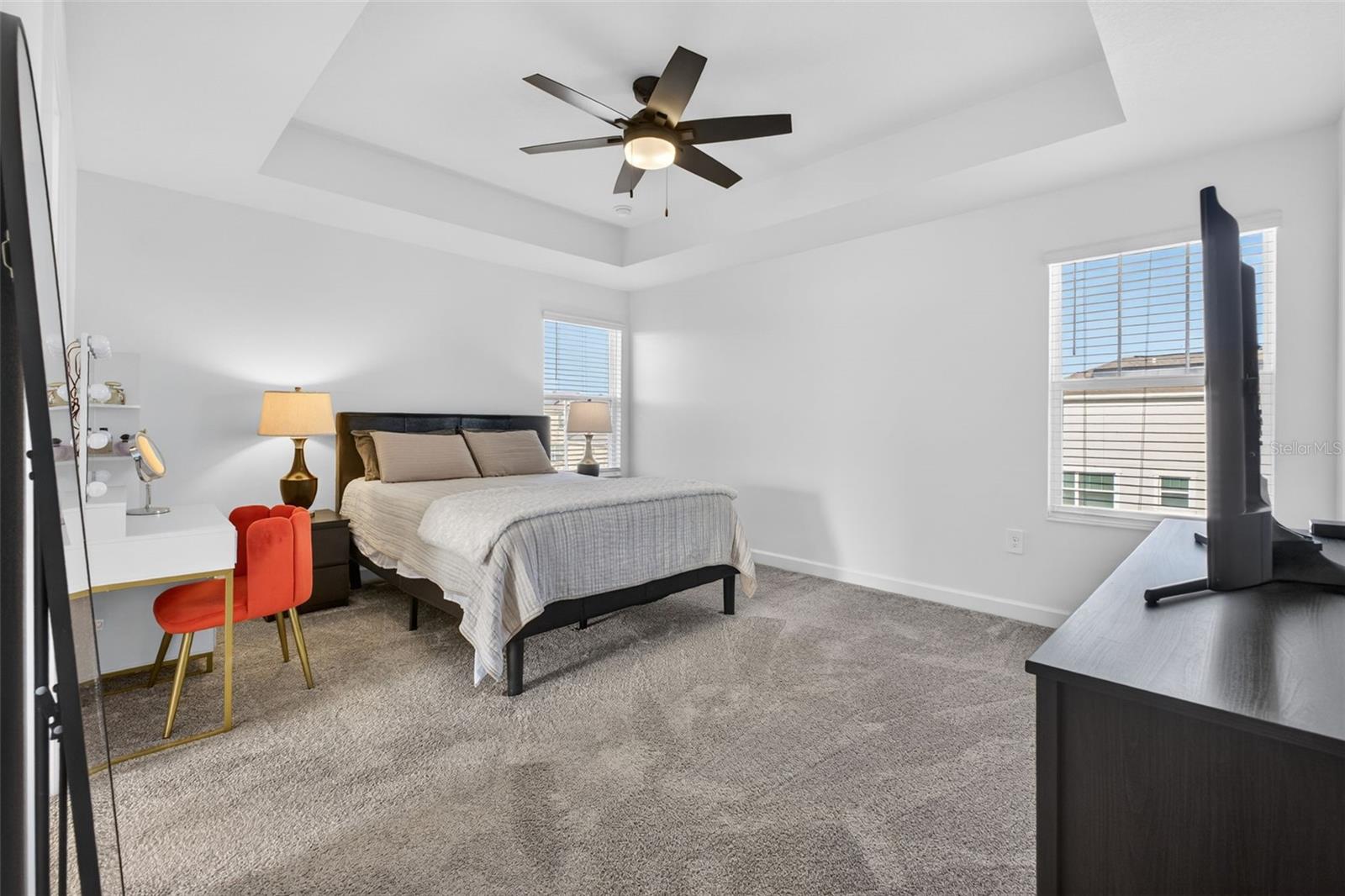 Image 17 of 34 For 11806 Language Way