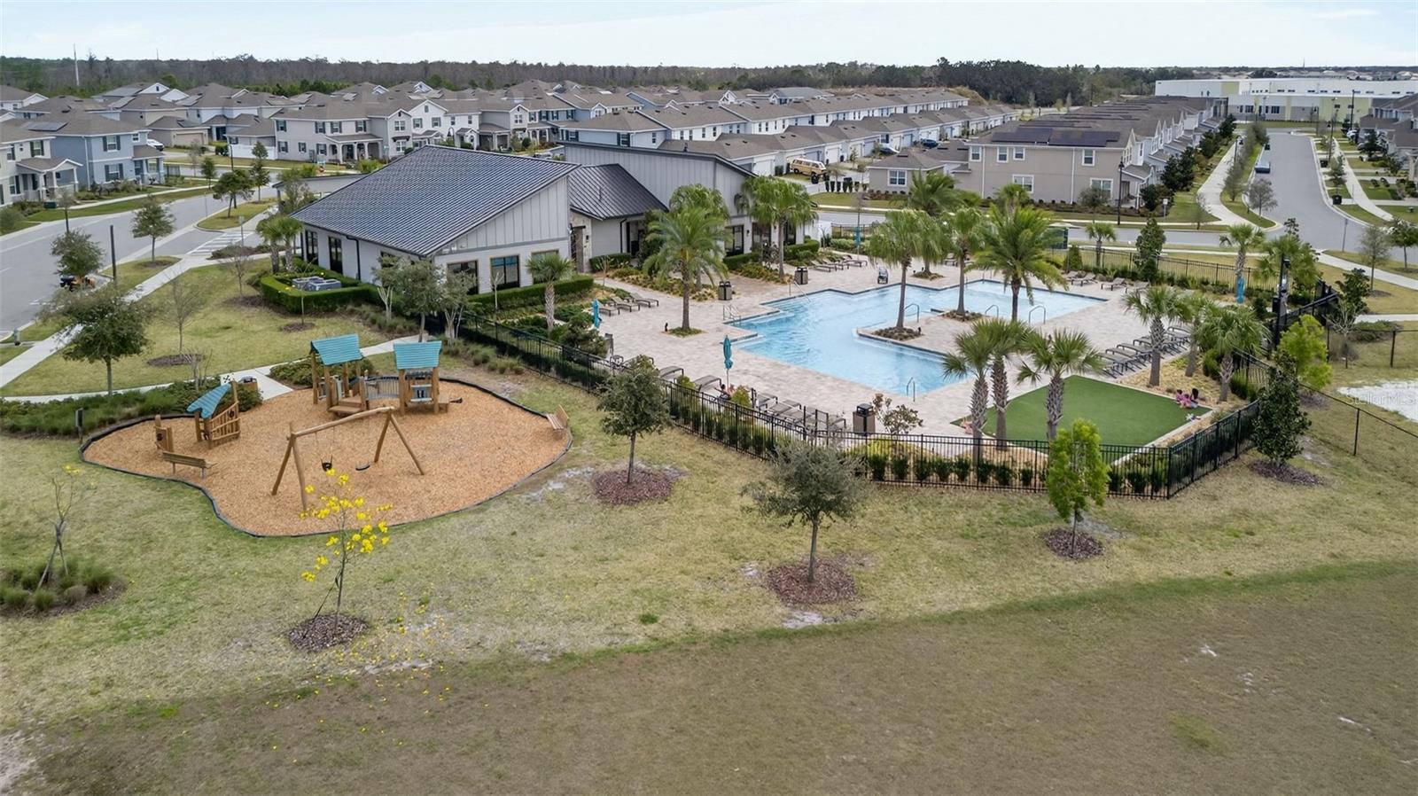 Image 4 of 34 For 11806 Language Way