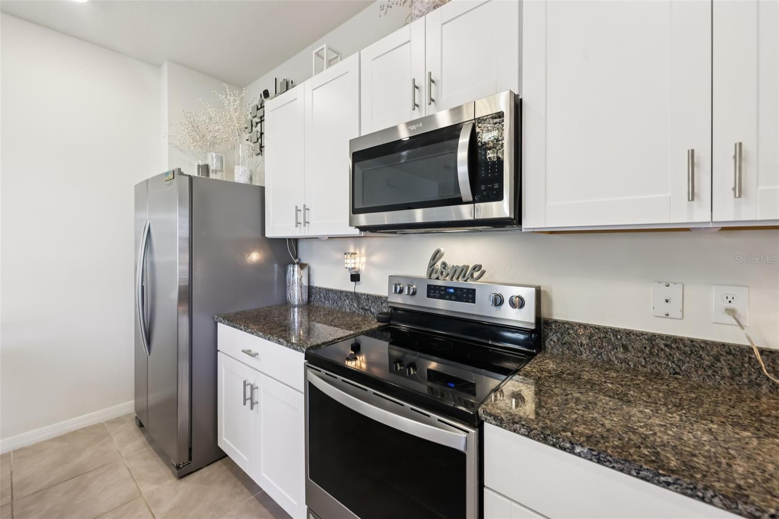 Image 10 of 42 For 3049 Meleto Boulevard