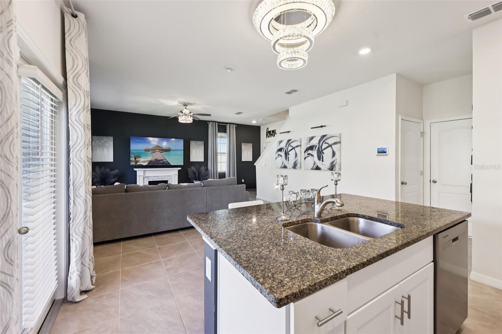 Image 11 of 42 For 3049 Meleto Boulevard