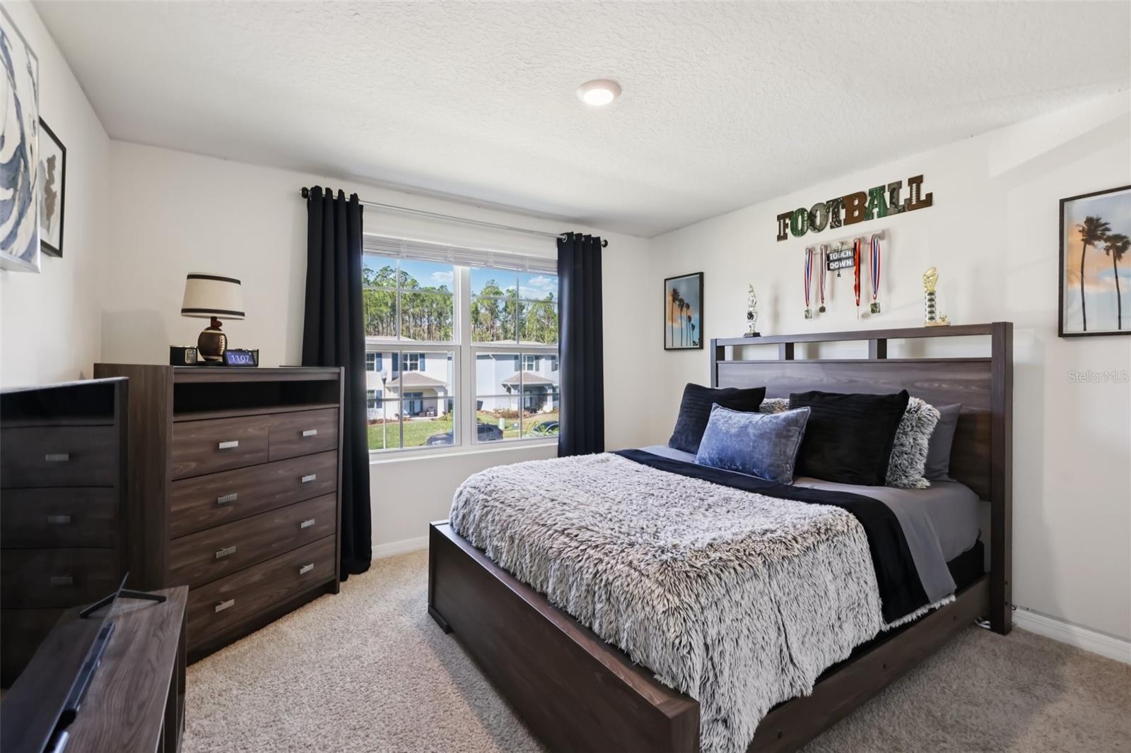 Image 19 of 42 For 3049 Meleto Boulevard