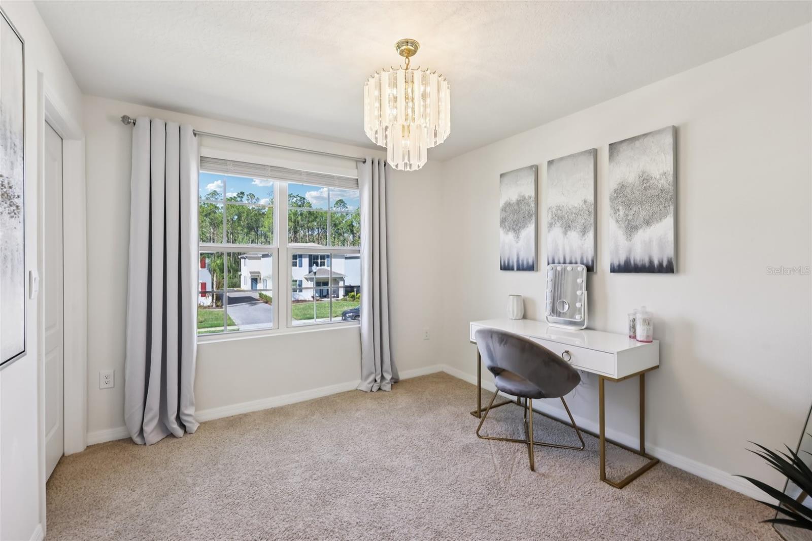 Image 21 of 42 For 3049 Meleto Boulevard