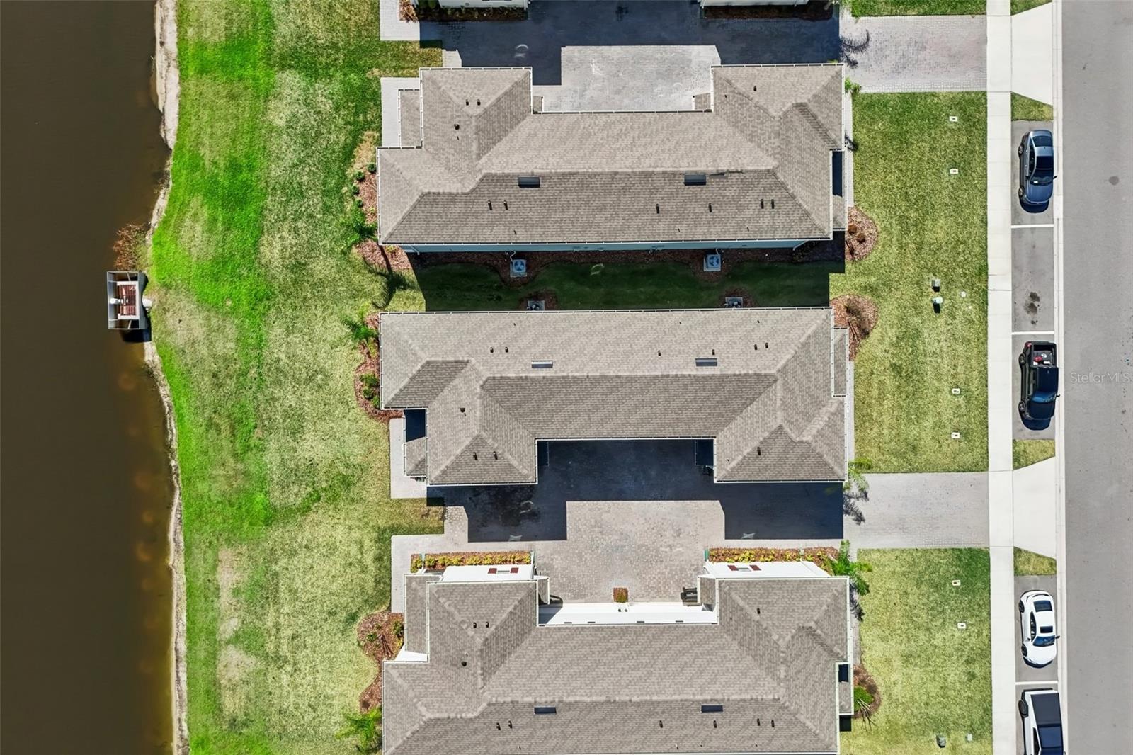 Image 35 of 42 For 3049 Meleto Boulevard