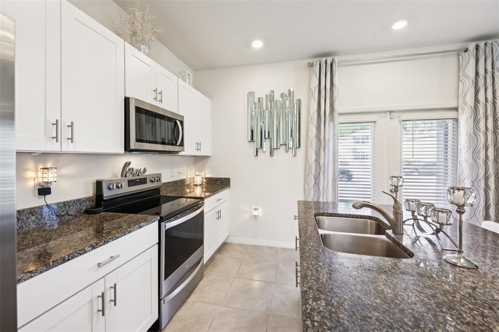 Image 9 of 42 For 3049 Meleto Boulevard