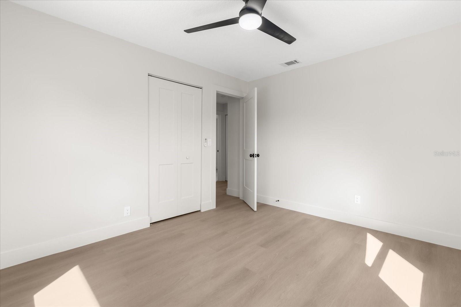 Image 22 of 34 For 206 Graham Road