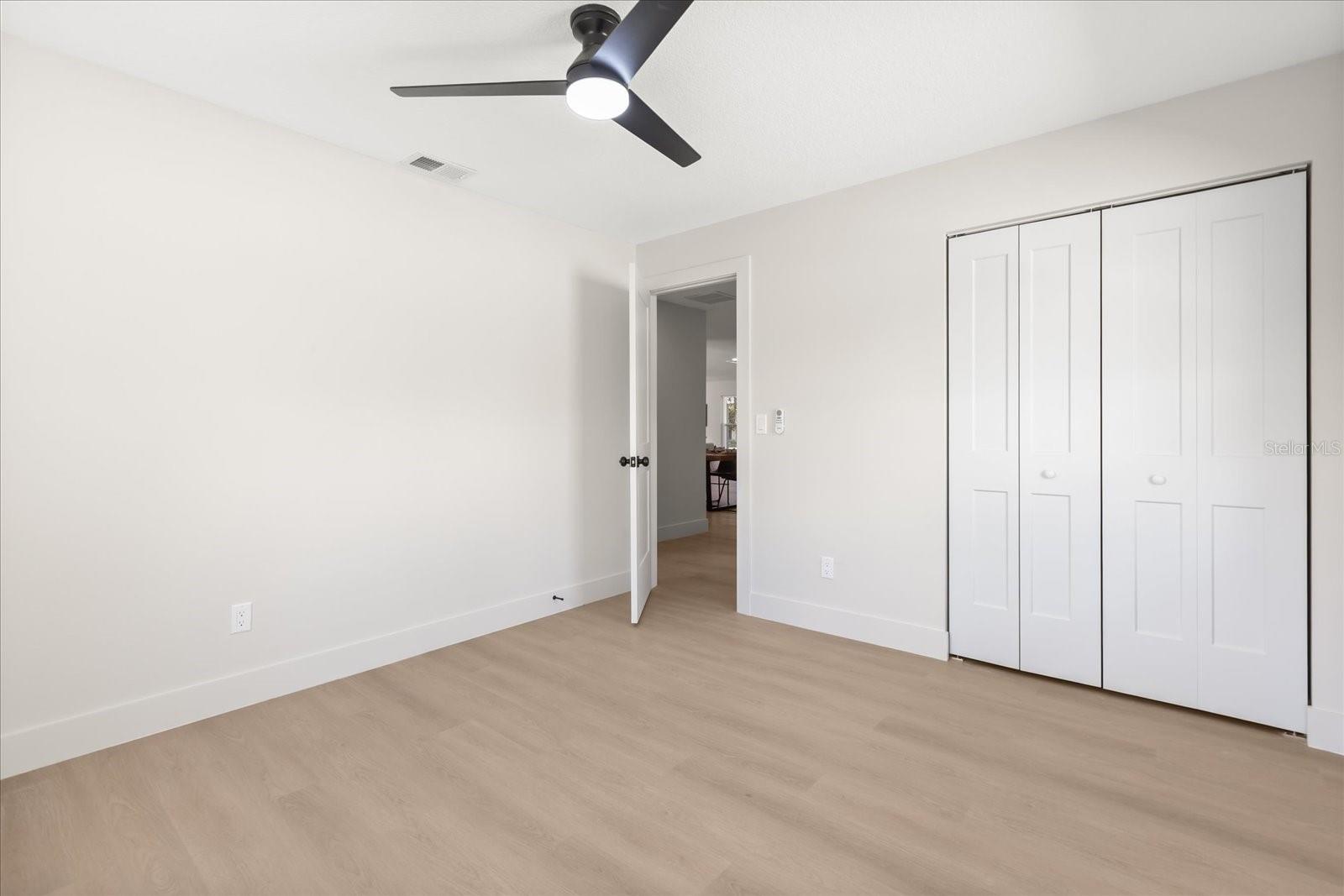 Image 24 of 34 For 206 Graham Road