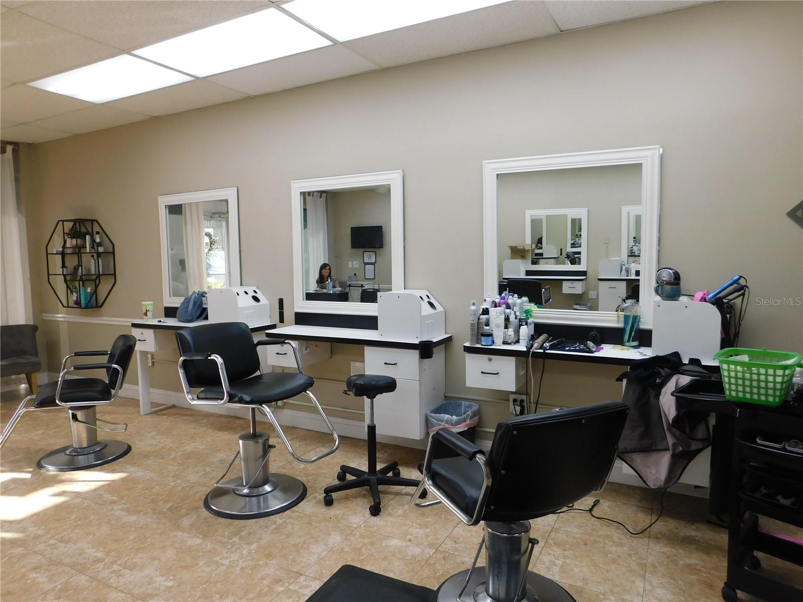 Image 3 of 13 For 120 Alexandria Boulevard 15