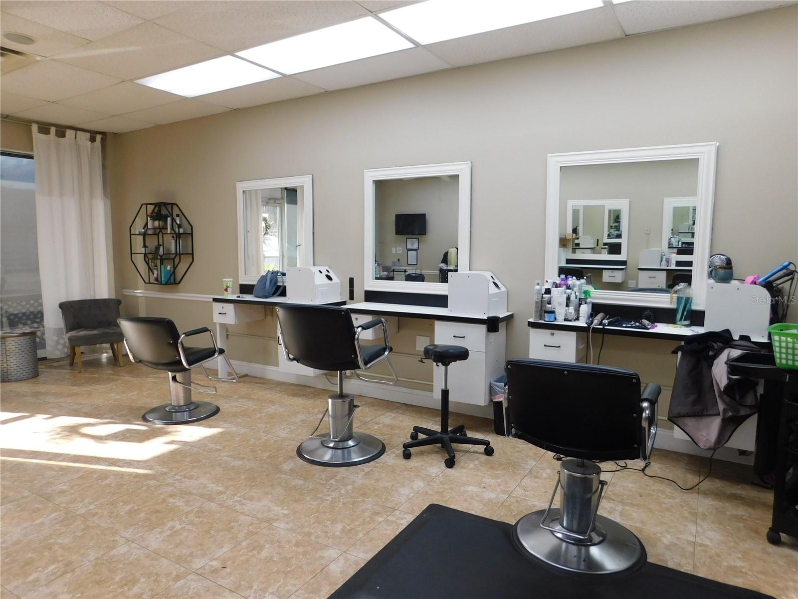 Image 5 of 13 For 120 Alexandria Boulevard 15