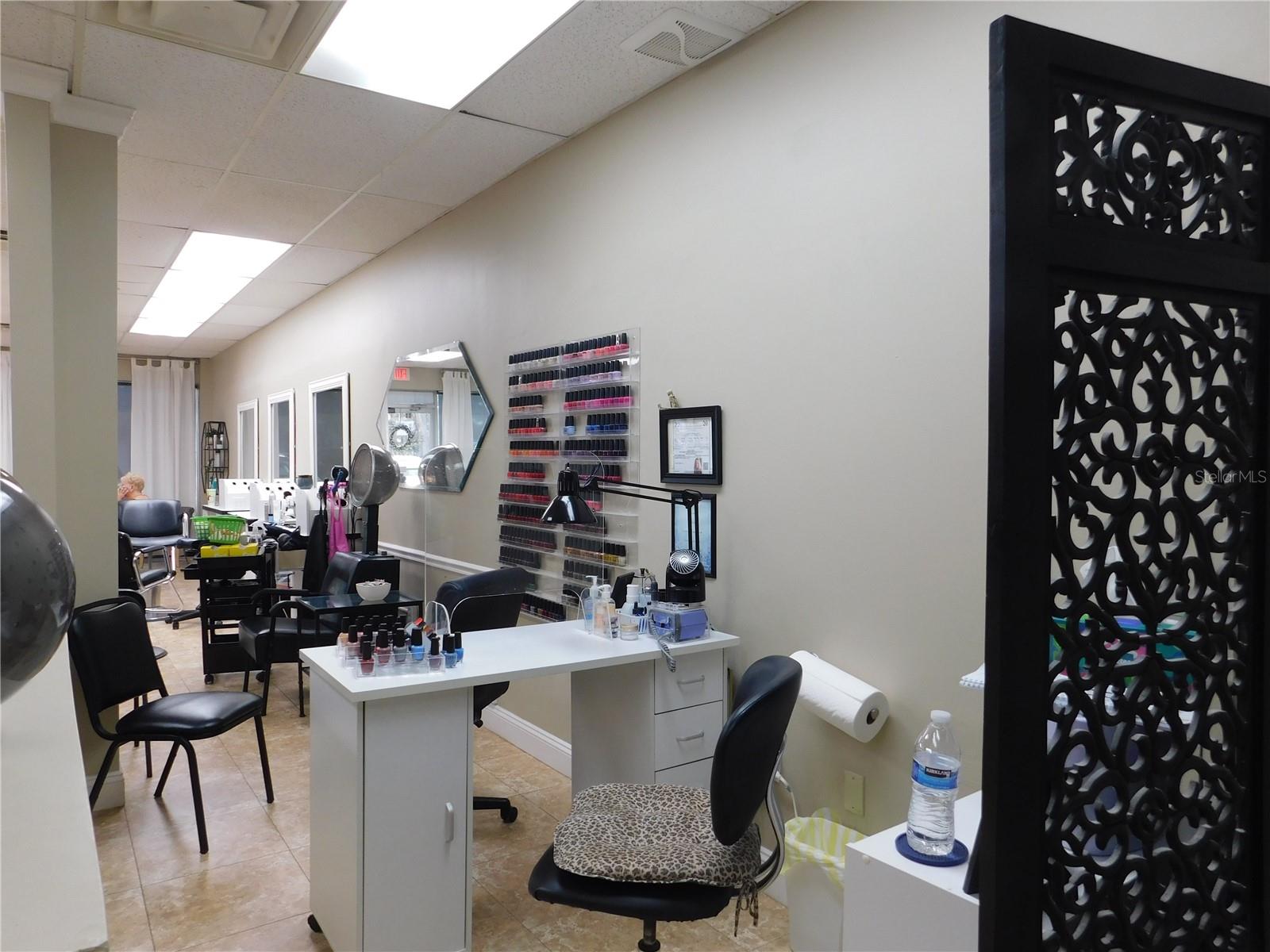 Image 9 of 13 For 120 Alexandria Boulevard 15