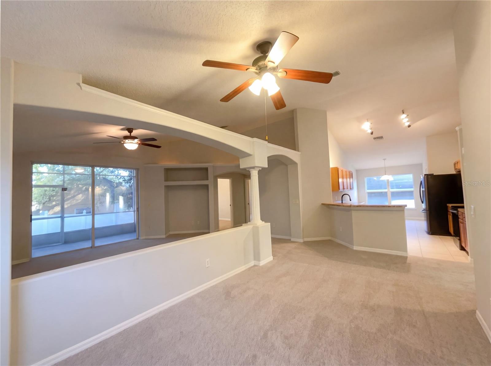 Image 14 of 23 For 1148 Greenley Avenue