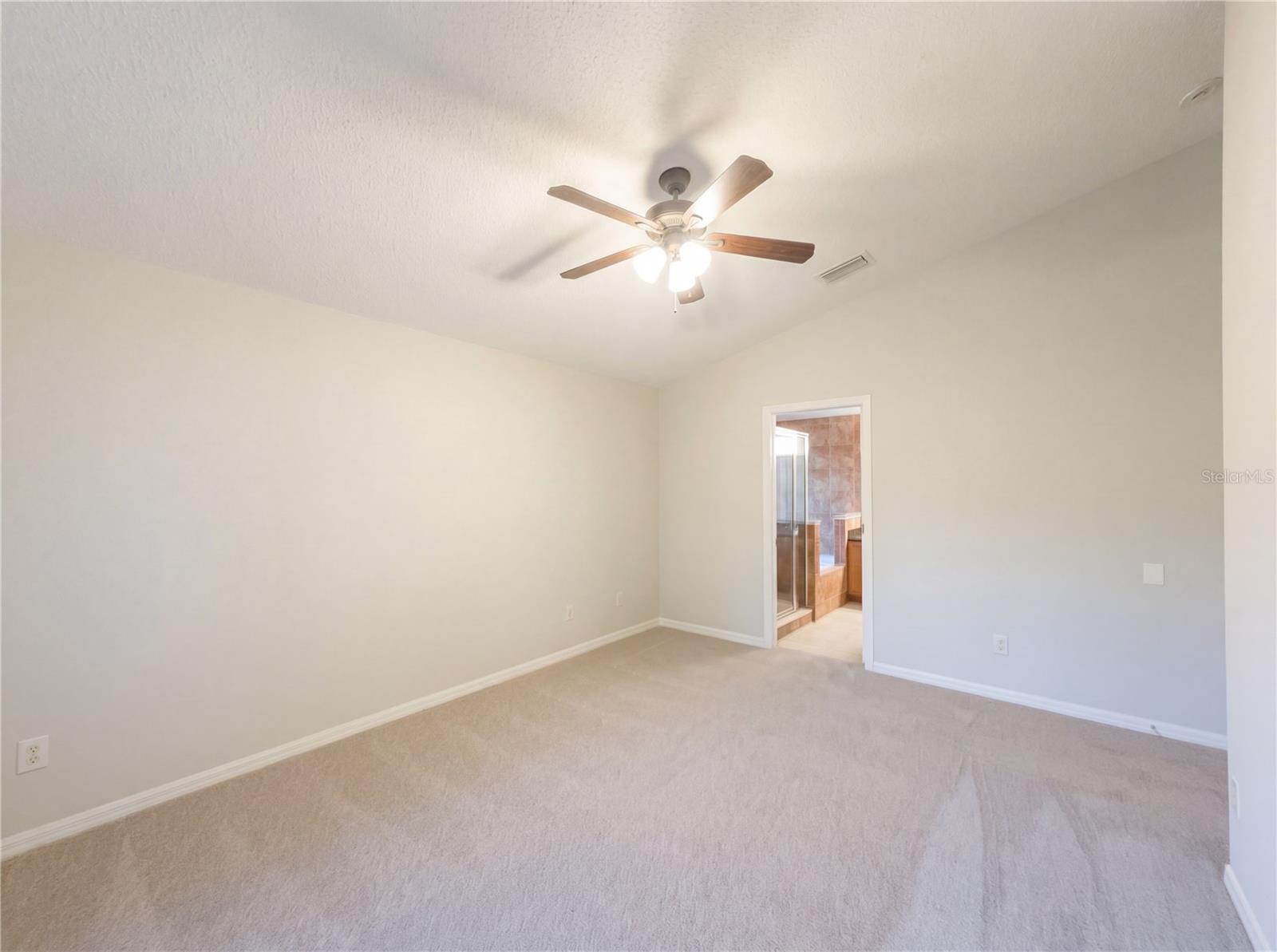 Image 19 of 23 For 1148 Greenley Avenue