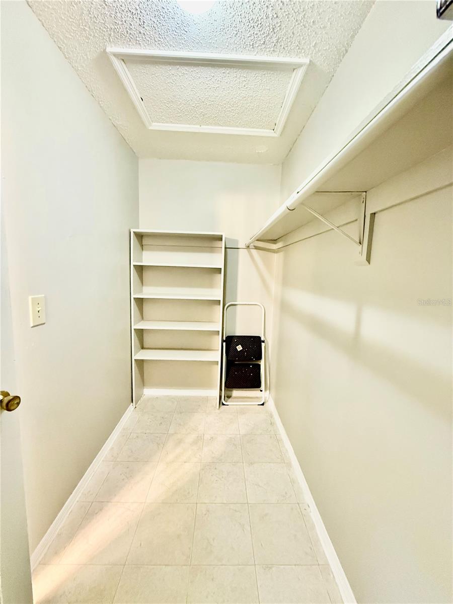 Image 9 of 16 For 2426 Branch Way 200