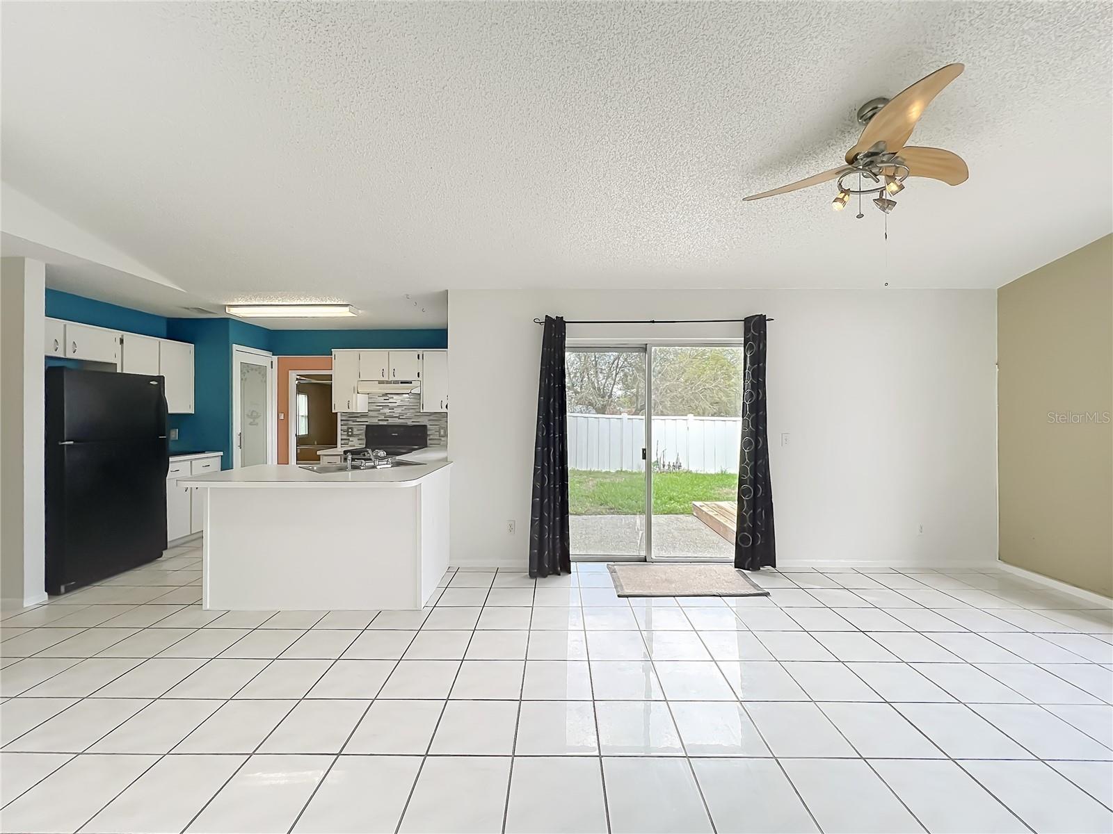 Image 21 of 66 For 6449 Royal Tern Street