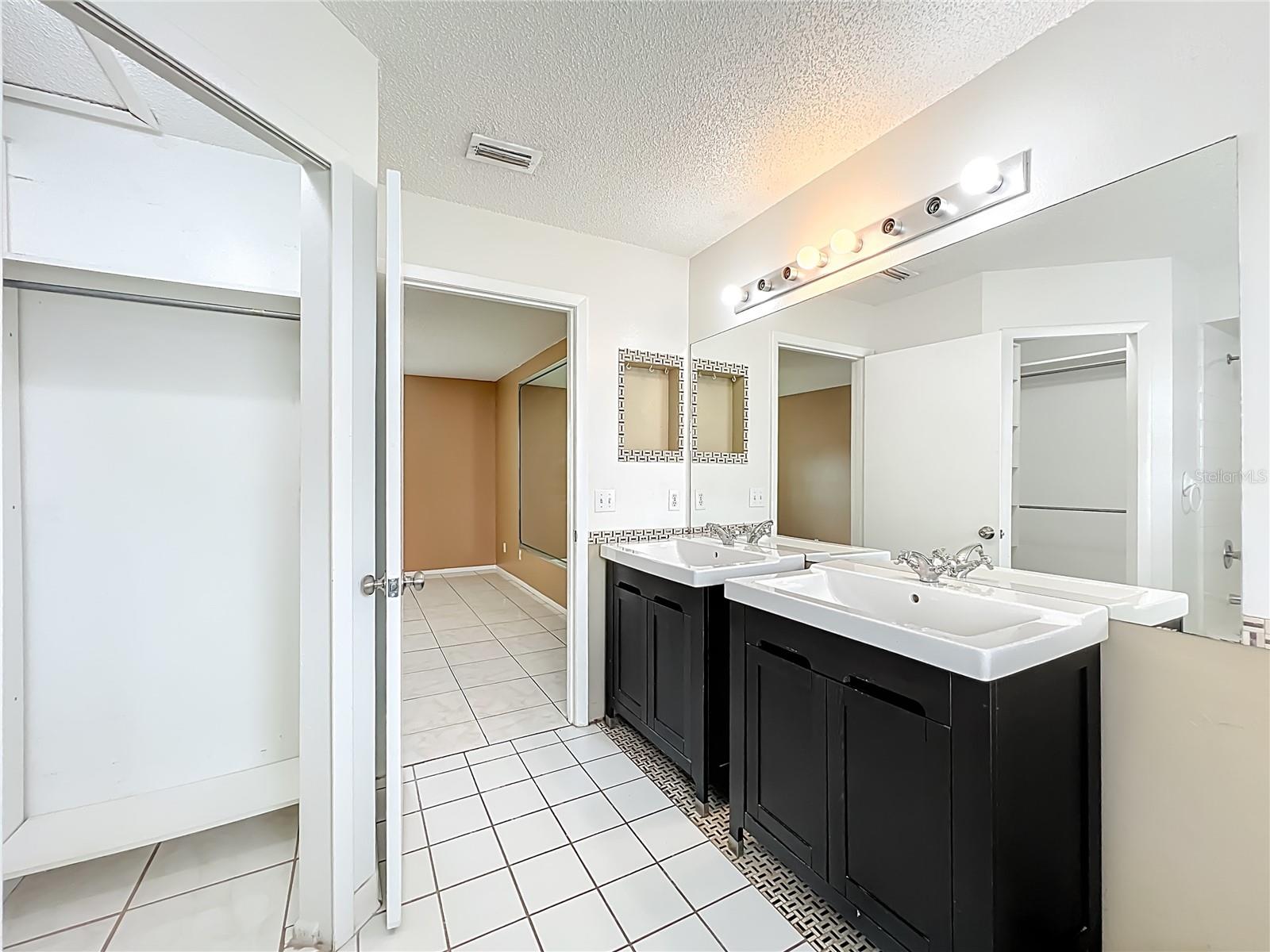 Image 32 of 66 For 6449 Royal Tern Street