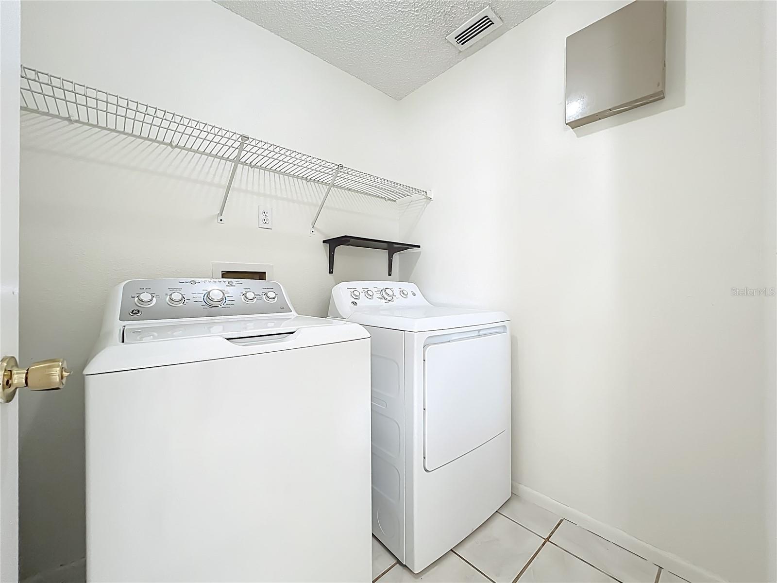 Image 38 of 66 For 6449 Royal Tern Street