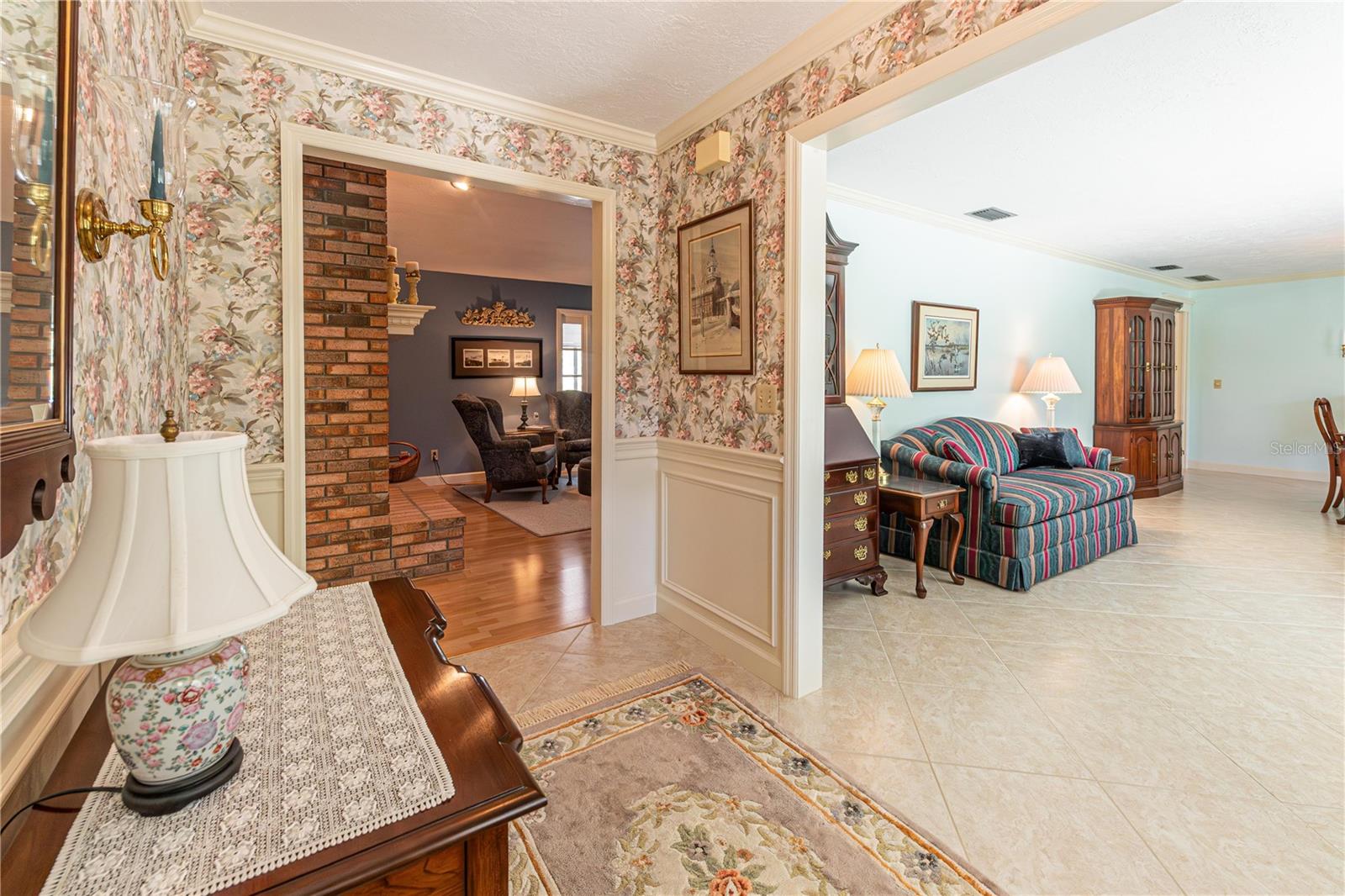 Image 10 of 49 For 9225 Mcdavid Court