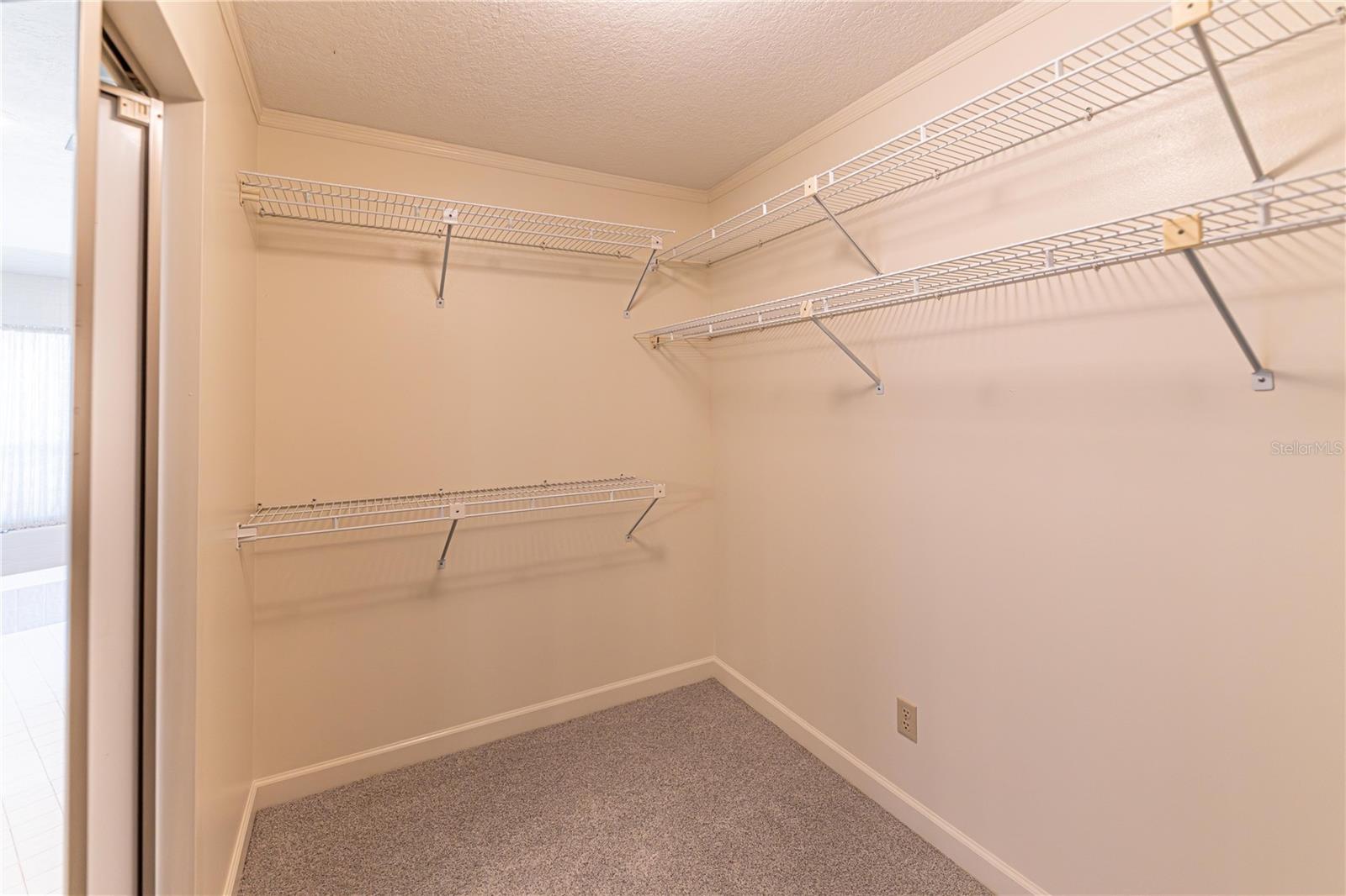 Image 25 of 49 For 9225 Mcdavid Court