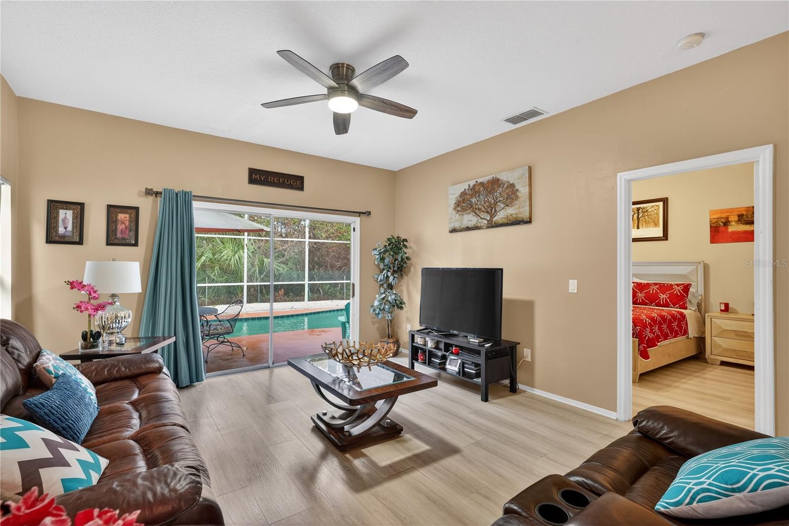 Image 20 of 58 For 13230 Meadowfield Dr