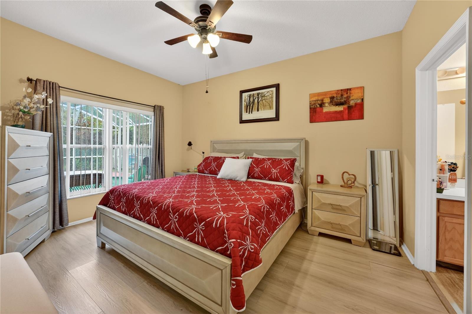 Image 27 of 58 For 13230 Meadowfield Dr