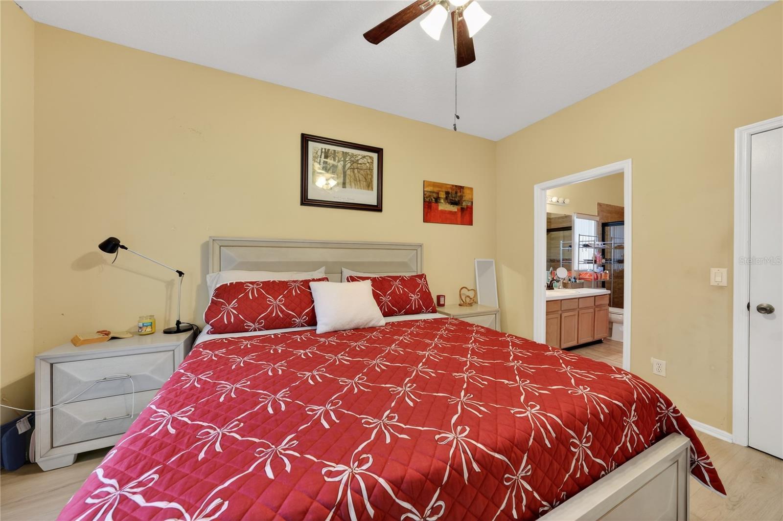 Image 28 of 58 For 13230 Meadowfield Dr