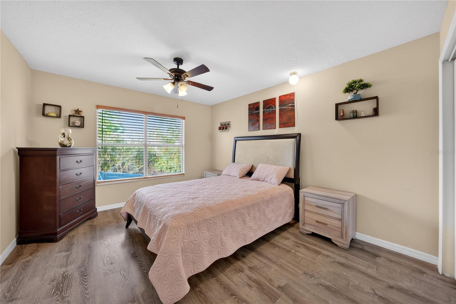 Image 36 of 58 For 13230 Meadowfield Dr