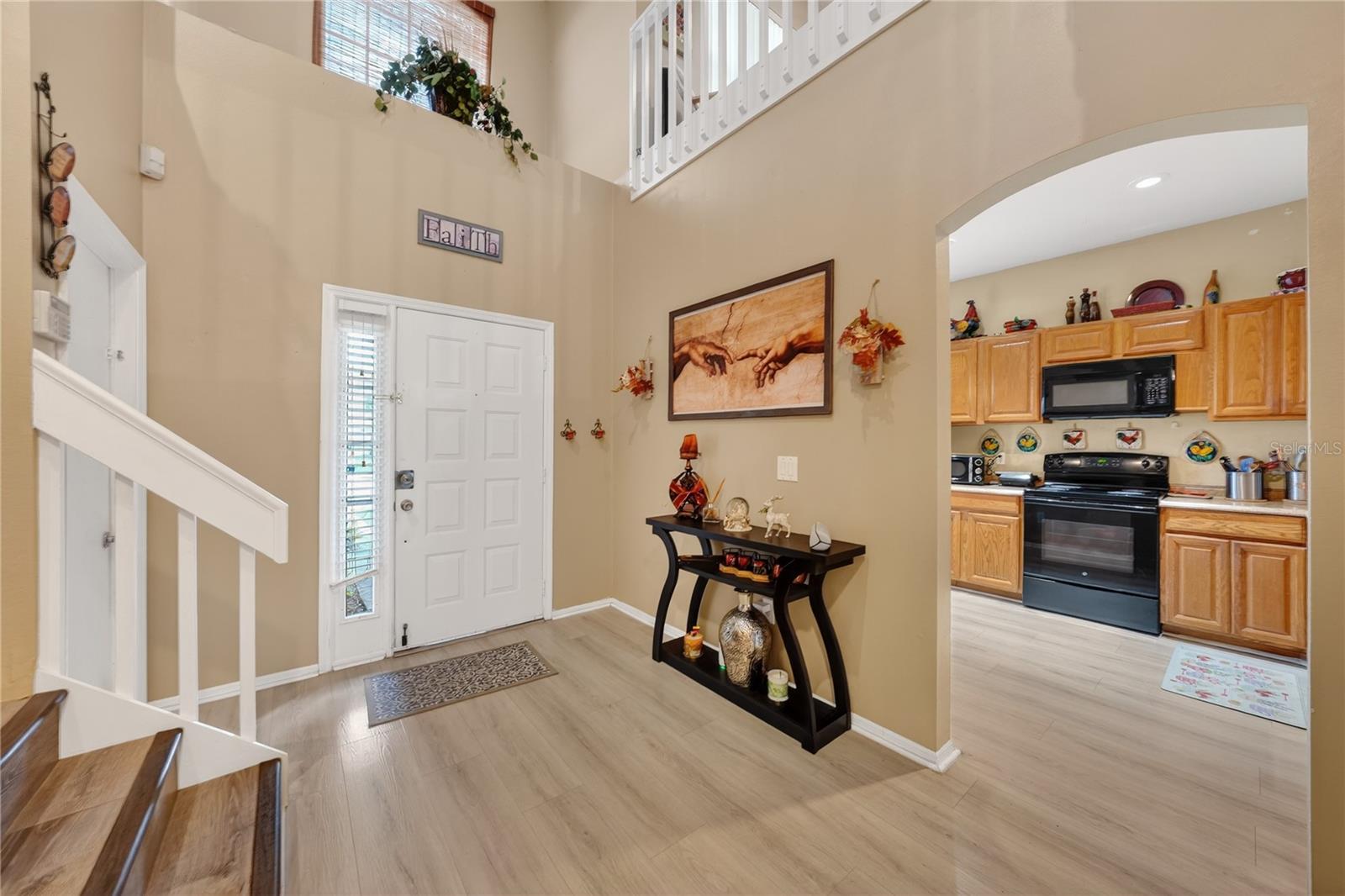 Image 7 of 58 For 13230 Meadowfield Dr