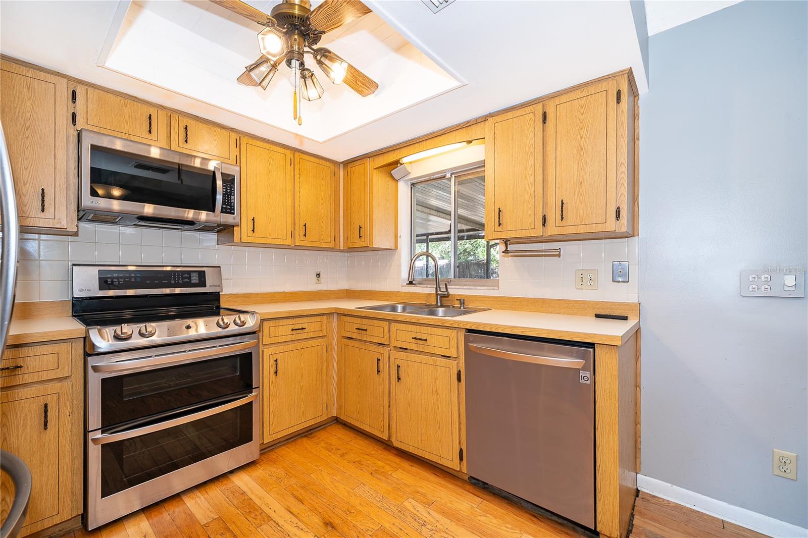 Image 11 of 26 For 3326 Bo Jeremy Drive