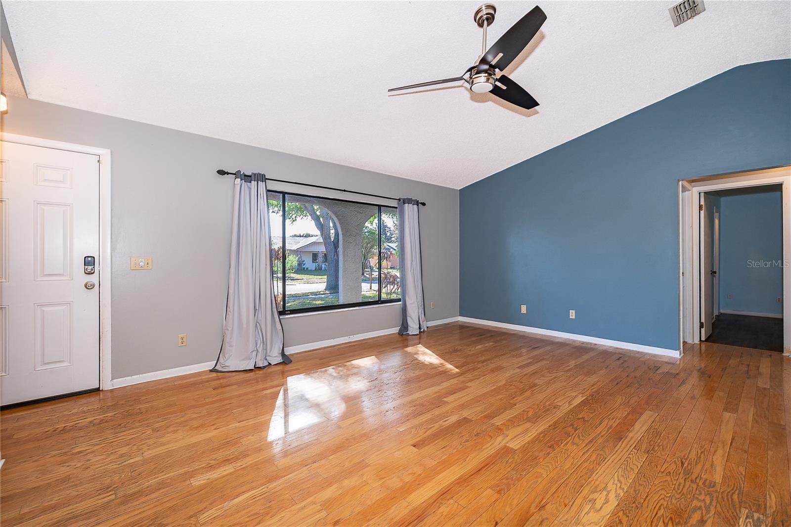 Image 3 of 26 For 3326 Bo Jeremy Drive