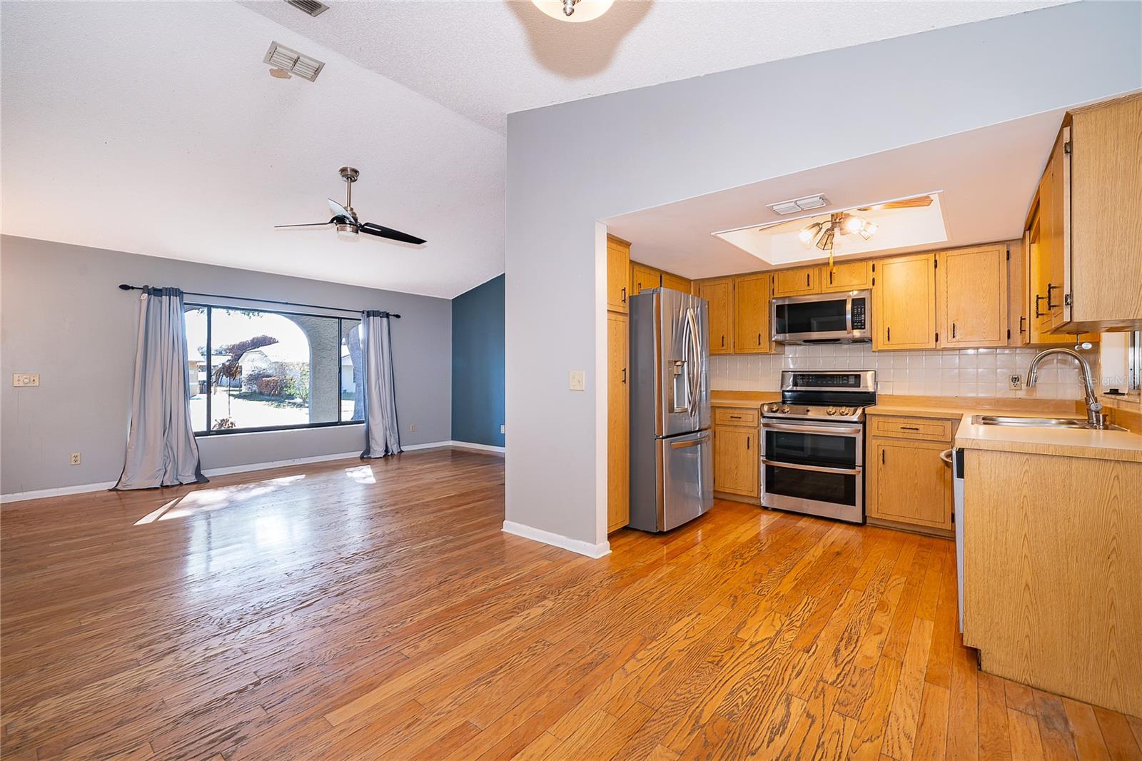 Image 8 of 26 For 3326 Bo Jeremy Drive