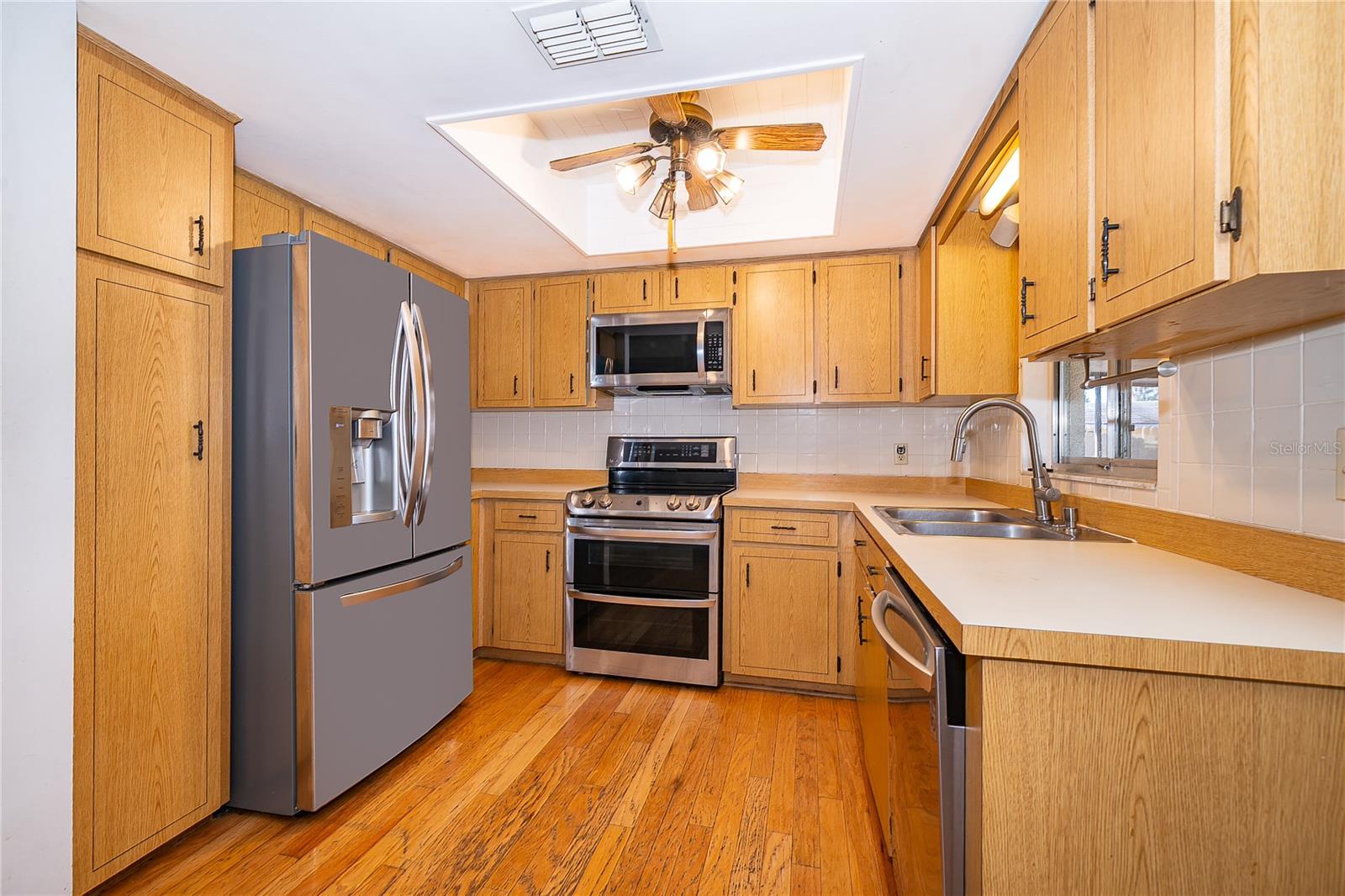 Image 9 of 26 For 3326 Bo Jeremy Drive